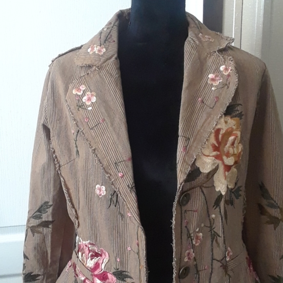 paparazzi Jackets & Blazers - Paparazzi Floral Embroidered Blazer  NEW